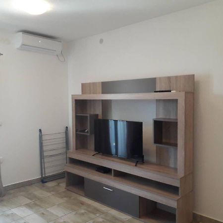 Apartmani Viza ริซาน ภายนอก รูปภาพ