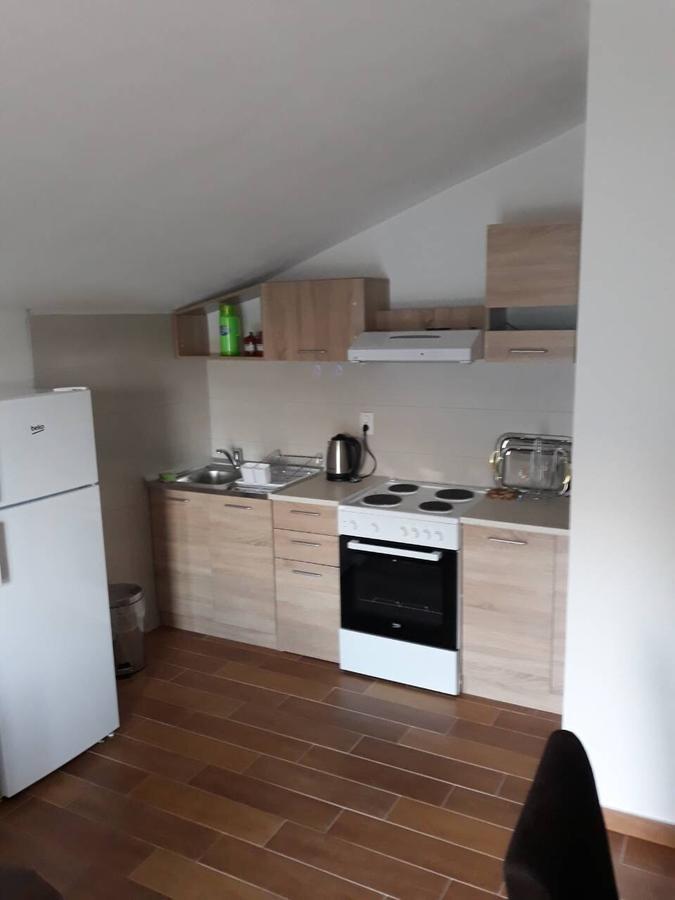 Apartmani Viza ริซาน ภายนอก รูปภาพ
