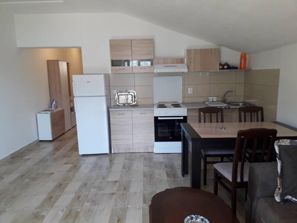 Apartmani Viza ริซาน ภายนอก รูปภาพ
